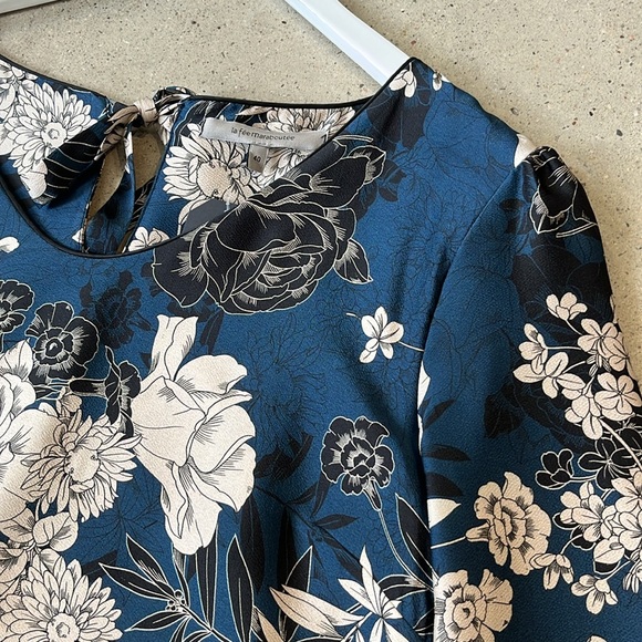La Fée Maraboutée Blue and Beige Floral Shift Dress - Picture 3 of 11
